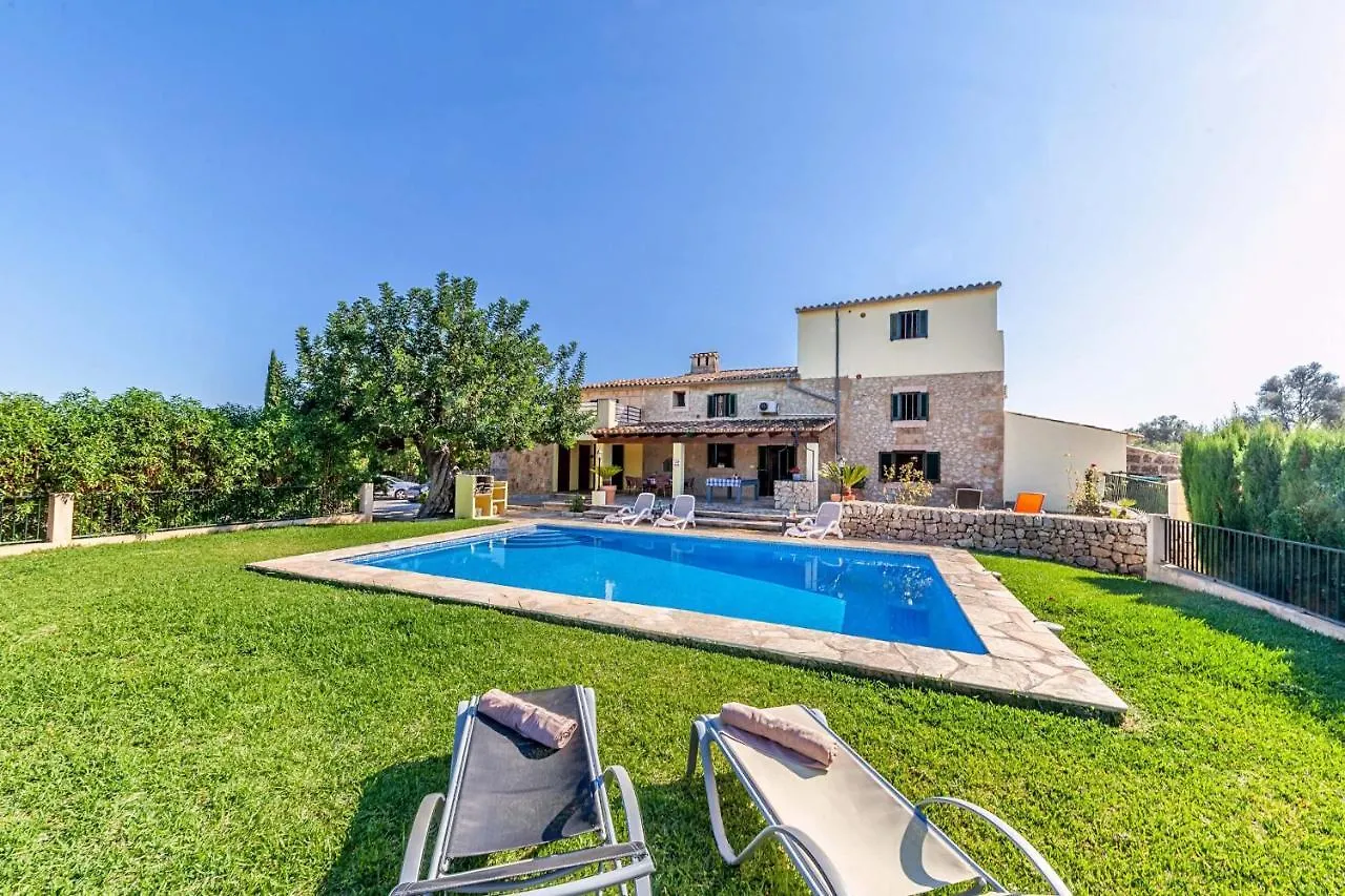 Villa Mala Garbo By Sealand Villas Pollenca Spain