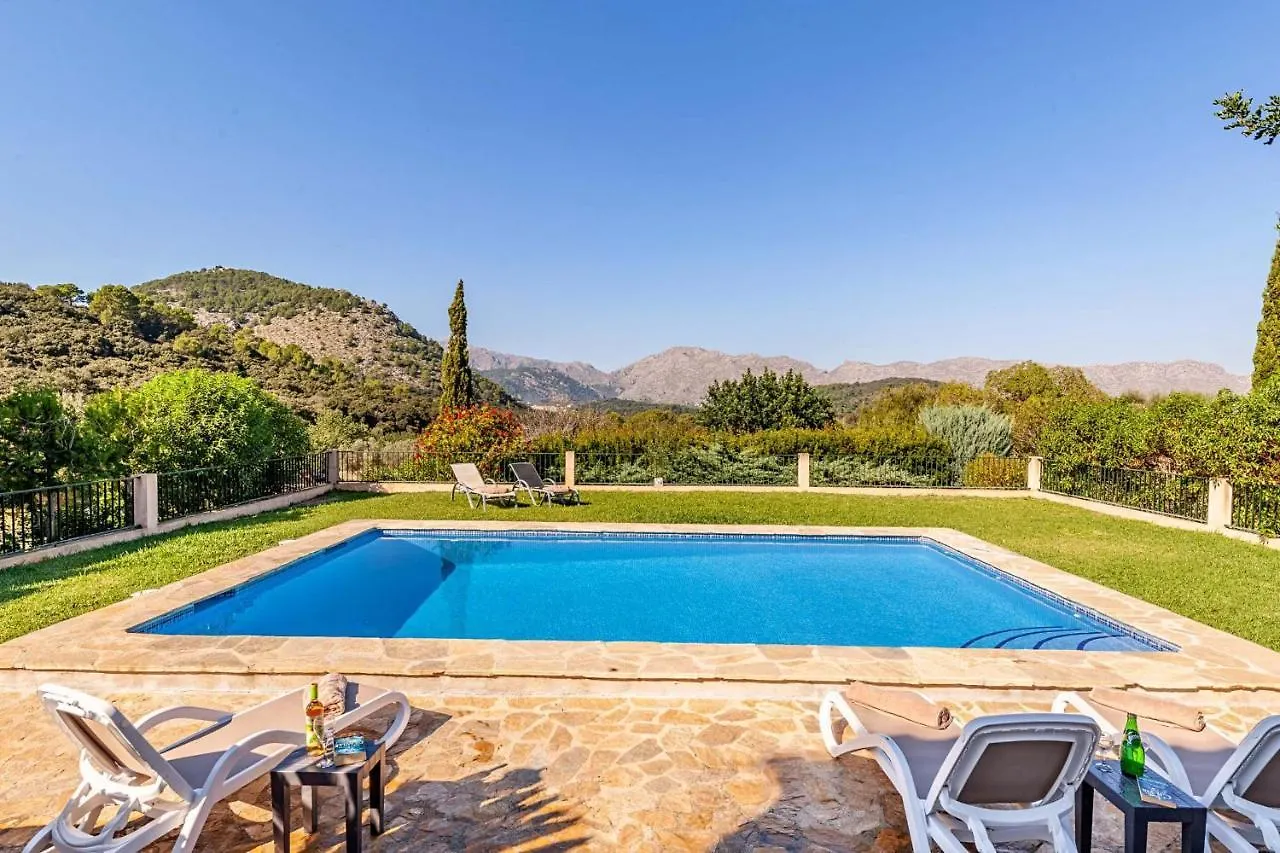 Villa Mala Garbo By Sealand Villas Pollenca Spain