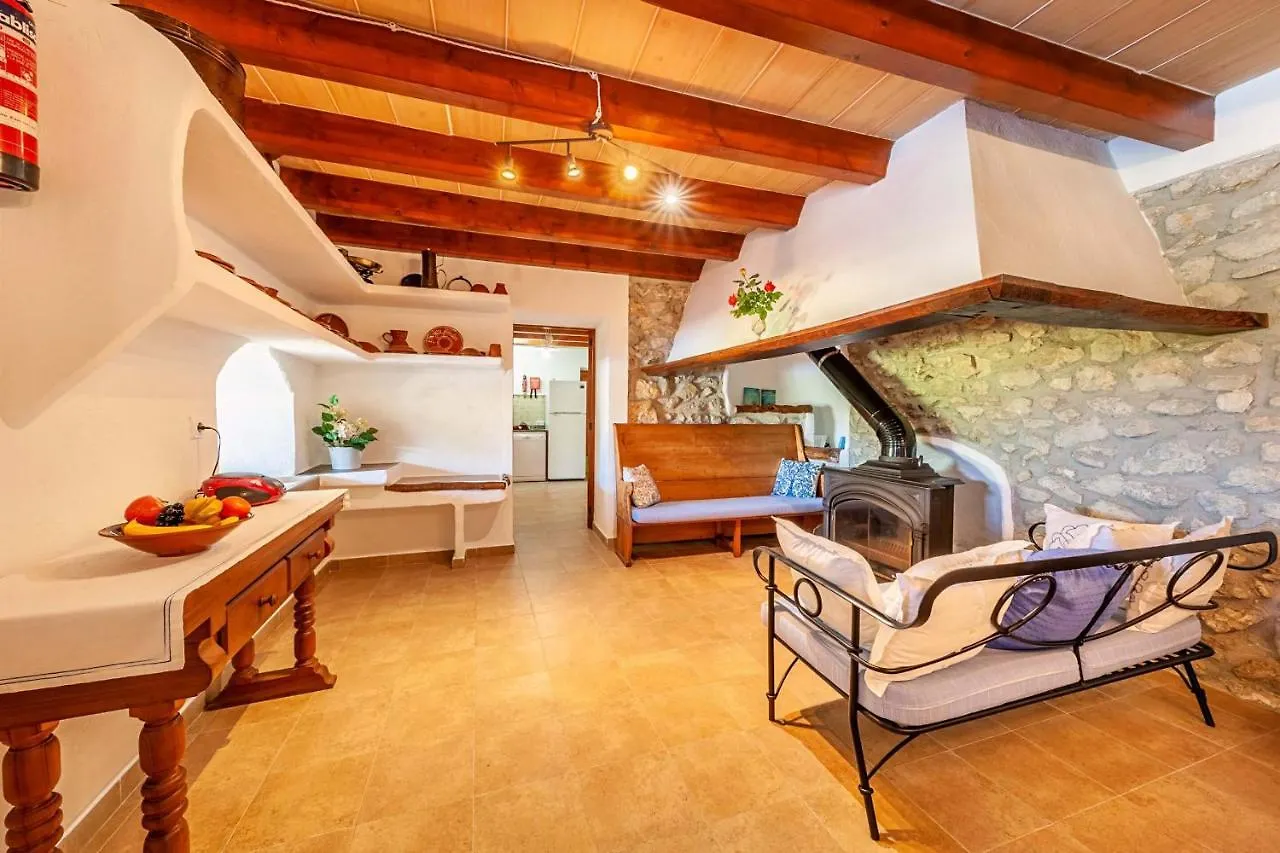 Villa Mala Garbo By Sealand Villas Pollença
